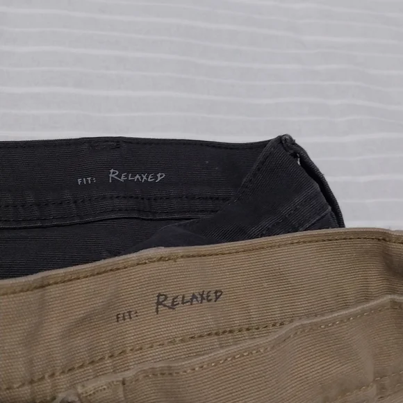 Eddie Bauer Relaxed Fit Utility Pants Mens 36 Tan Gray Canvas Cargo Jeans - Picture 3 of 10